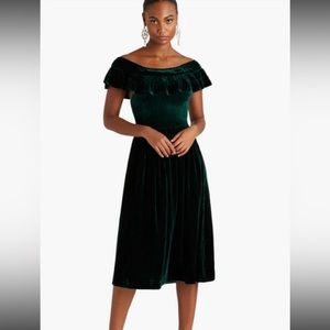 Hill House Home Akilah Nap Dress Green Velvet